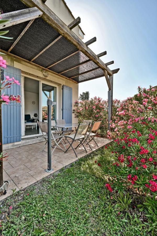 Saint-Saturnin-lès-Avignon Le Petit Bonheur - Place Parking Privee - Clim - Terrasse - Piscine Partagee - Proche Parc Spirou מראה חיצוני תמונה
