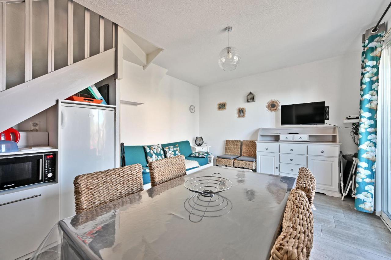 Saint-Saturnin-lès-Avignon Le Petit Bonheur - Place Parking Privee - Clim - Terrasse - Piscine Partagee - Proche Parc Spirou מראה חיצוני תמונה